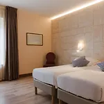 Hotel Logis Alizea Le Mans Nord