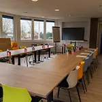 Hotel Logis Alizea Le Mans Nord 3*