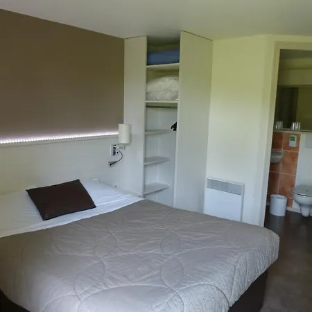Logis Alizea Le Mans Nord Hotel 3*