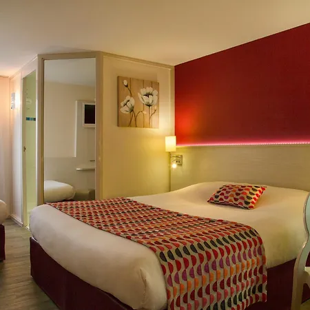 Logis Alizea Le Mans Nord מלון סן-סטורנה