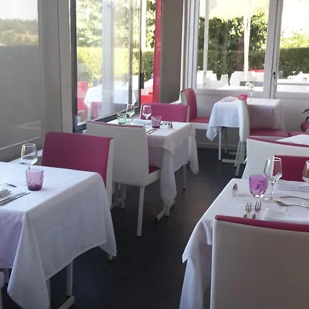 Logis Alizea Le Mans Nord 3*