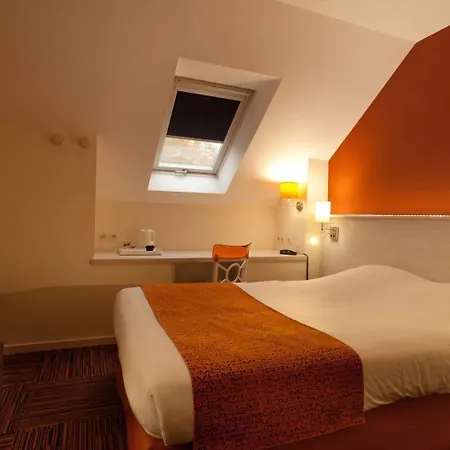 Logis Alizéa Le Mans Nord Hotel