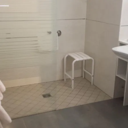 Hotel Logis Alizea Le Mans Nord 3*