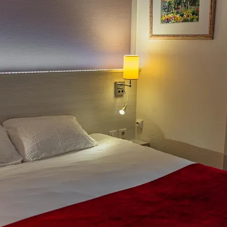 Logis Alizéa Le Mans Nord Hotel 3*