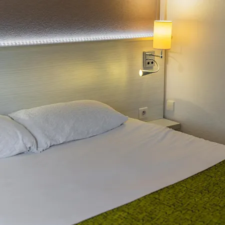 Logis Alizéa Le Mans Nord Hotel 3*