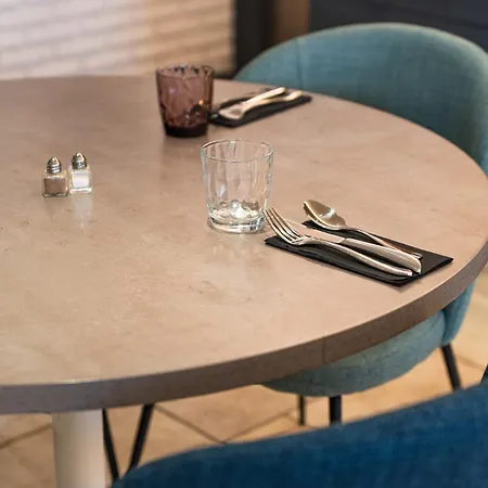 Hotel Logis Alizea Le Mans Nord