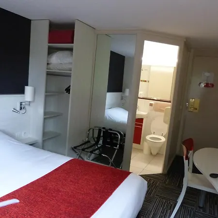 Logis Alizéa Le Mans Nord 3*