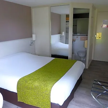 Logis Alizea Le Mans Nord 3*