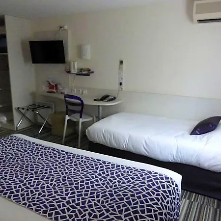 Logis Alizea Le Mans Nord Hotel 3*