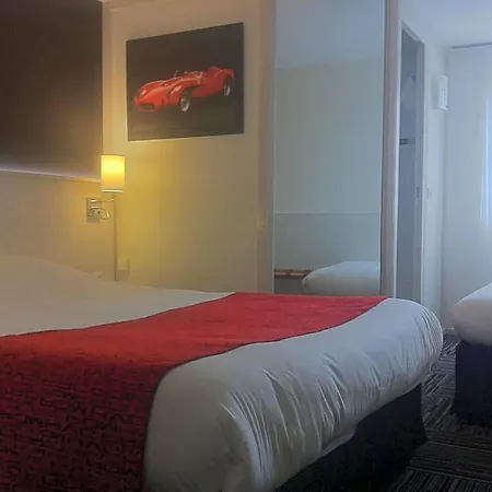 Logis Alizea Le Mans Nord מלון 3*