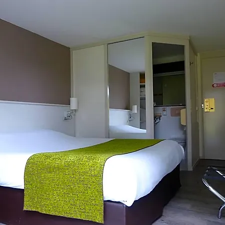 Hotel Logis Alizea Le Mans Nord 3*