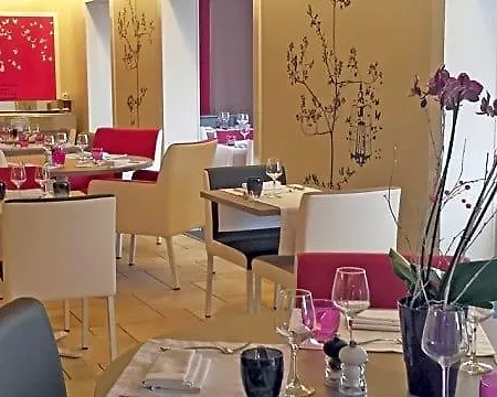 Logis Alizea Le Mans Nord מלון