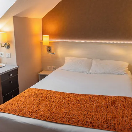 Logis Alizea Le Mans Nord 3* סן-סטורנה