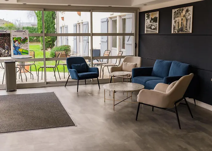 Hotel Logis Alizéa Le Mans Nord 3*