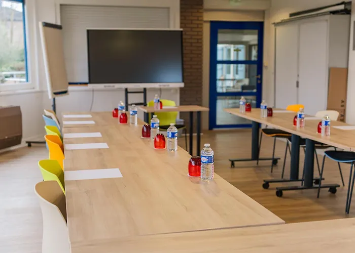 Hotel Logis Alizéa Le Mans Nord