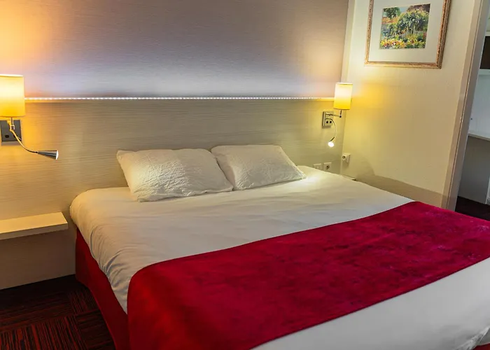 Logis Alizéa Le Mans Nord 3*