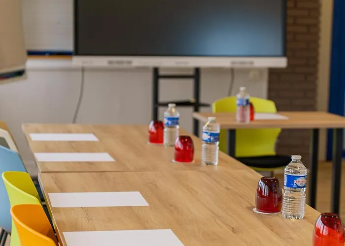 Logis Alizéa Le Mans Nord 3* Saint-Saturnin (Sarthe)