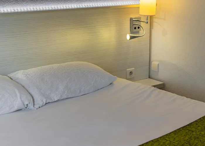 Logis Alizéa Le Mans Nord Hotel 3*