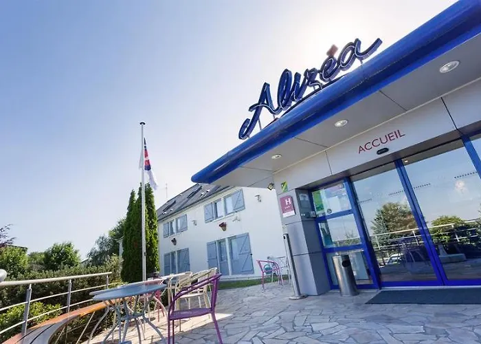 מלון Logis Alizea Le Mans Nord