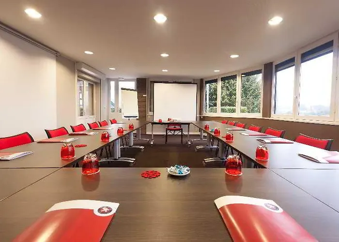 Hotel Logis Alizea Le Mans Nord